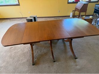 Mid century 2 drop leaf table