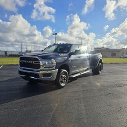 2022 RAM 3500