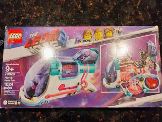 Lego Movie 2. Pop up  Party Bus