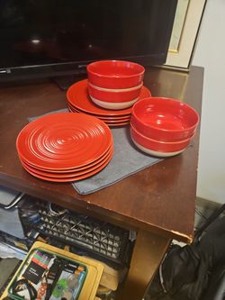 $39.99! Brand New Abbott Stone Dishware!