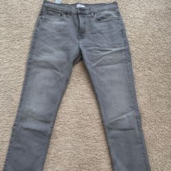 Grey Levi’s 216 slim fit jeans