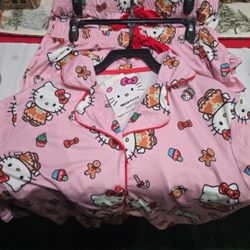 New HELLO KITTY CHRISTMAS Gingerbread Pj's Set Size Small