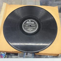 vintage 10-inch 78 RPM record