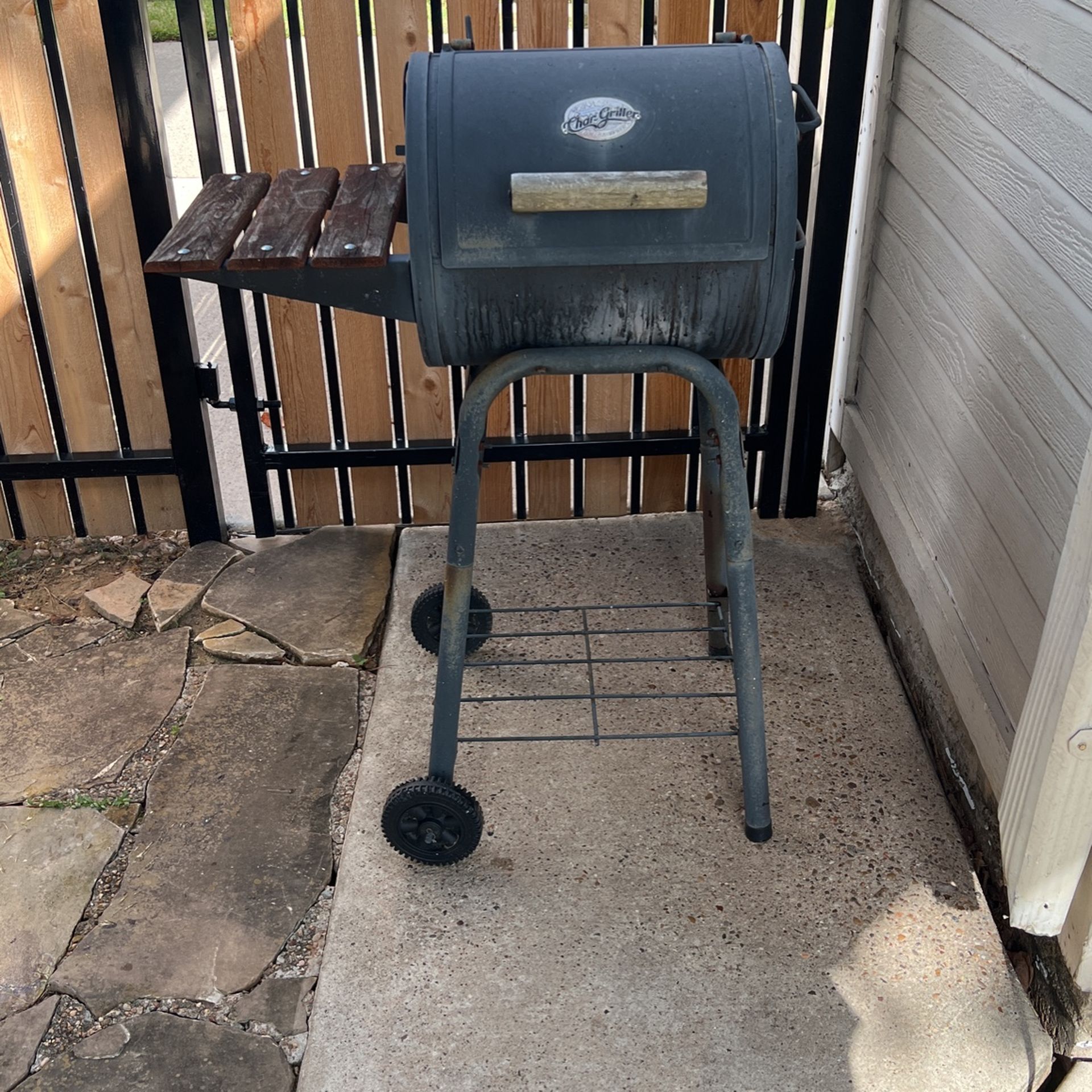 Char griller - BBQ - Grill And Smoker 