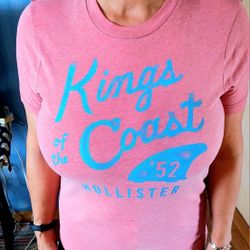 Hollister Co. Women's Pink Surf Shirt