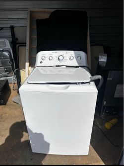 Washer & Dryer Set – New – $600