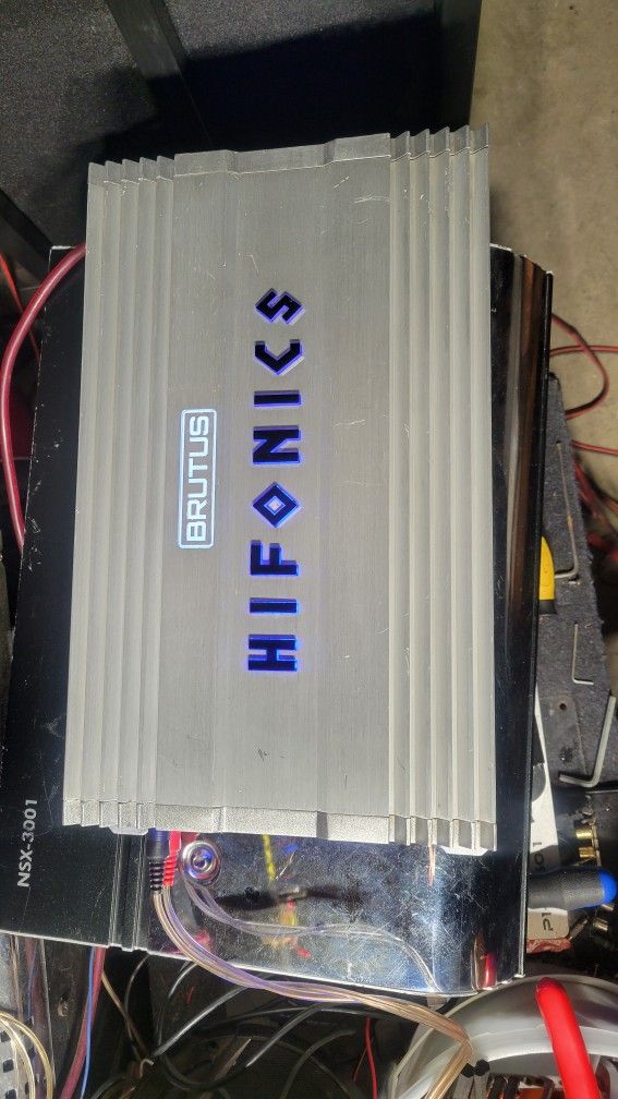 Hifonics Amplifier 2200 Watts 