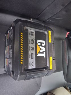 CAT Cube: Car jumper, air compressor, inverter & LED Light