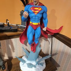 Madx custom superman statue