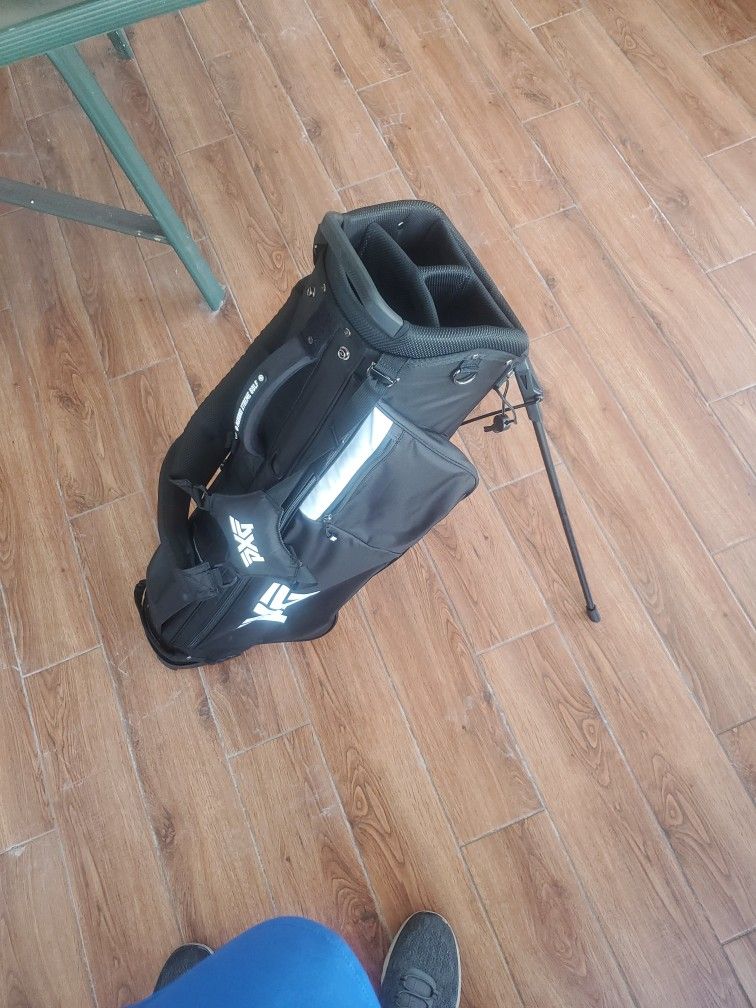 PXG Light Weight Golf Bag With Stand