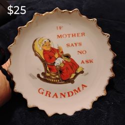 A Grandma Hanging Plate