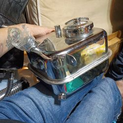 Chrome Oil Tank / Panhead 