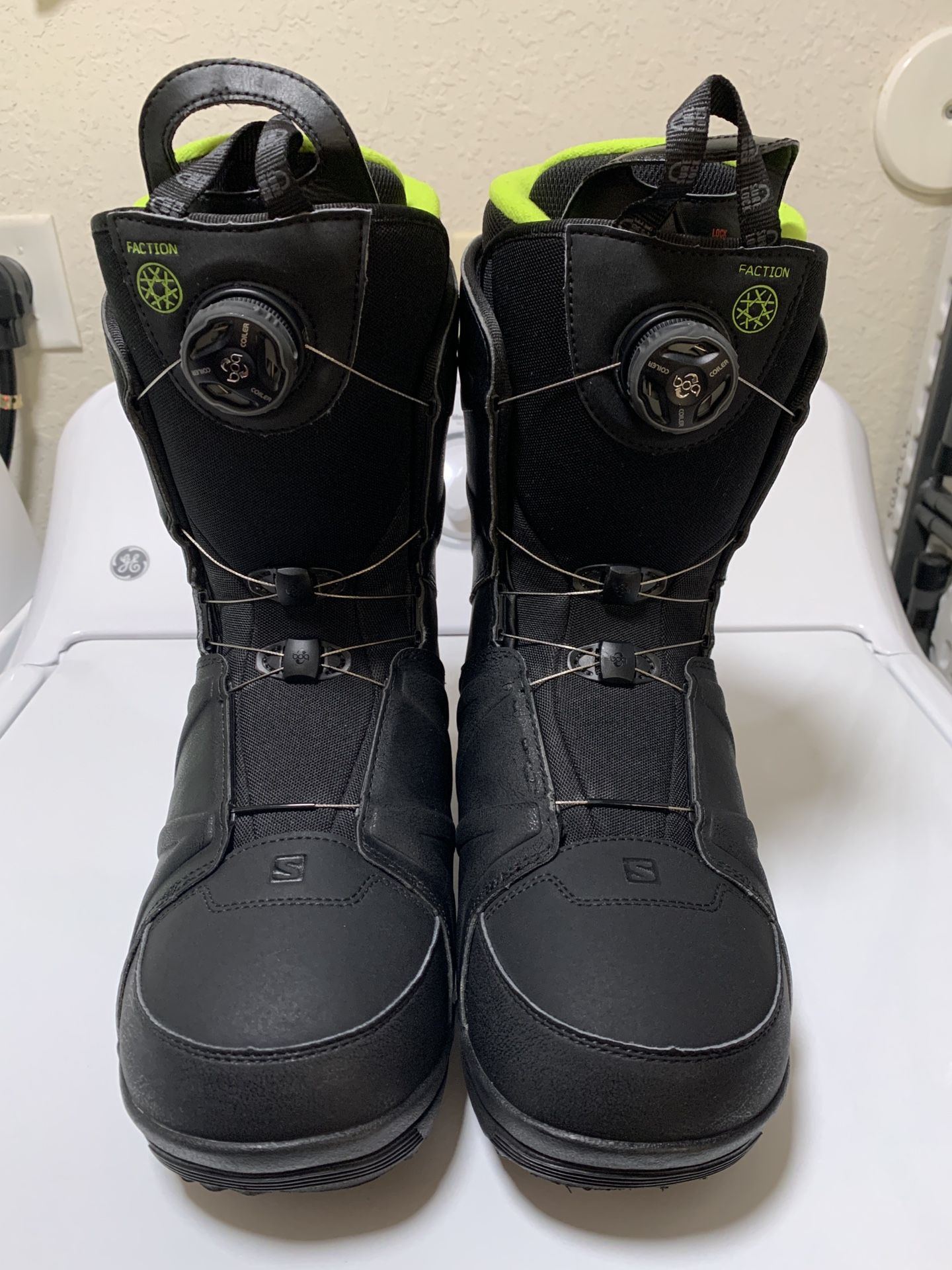 Salomon Men’s Boa Snowboard Boots Size 11 Like New