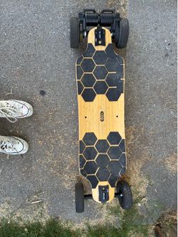 Meepo Hurricane Bamboo all-terrain electric skateboard