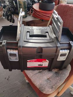 Husky 22 inch Tool Box