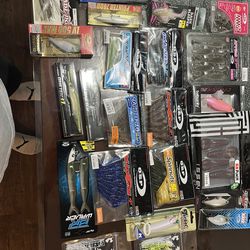 Fishing Lure Lot Of 23