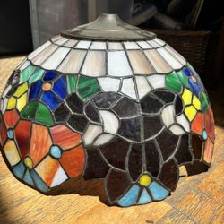 Classic/Retro Tiffany Stained Glass Lamp Shade