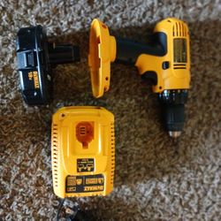Dealt Drill Battery And Charger 18v