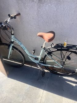 Elysian comfort/cruiser bicycle