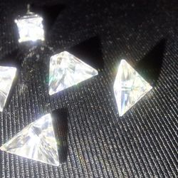 1.5 Ct. Each,Trillion Cut Diamonds,flawless, Eye Clean,very White,beautiful Stones.