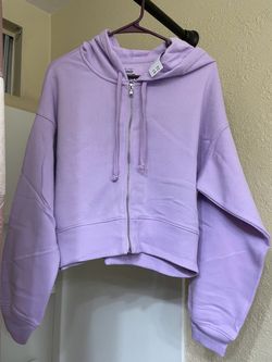 NEW HOLLISTER  GILLY HICKS CROP SWEATERS ~ LARGE ~ $20 Each