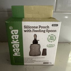 Haakaa Silicone Pouch with Feeding Spoon (Brand New in Box)