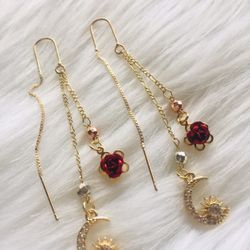 Earrings Moon gold plated . Aretes Luna oro laminado 