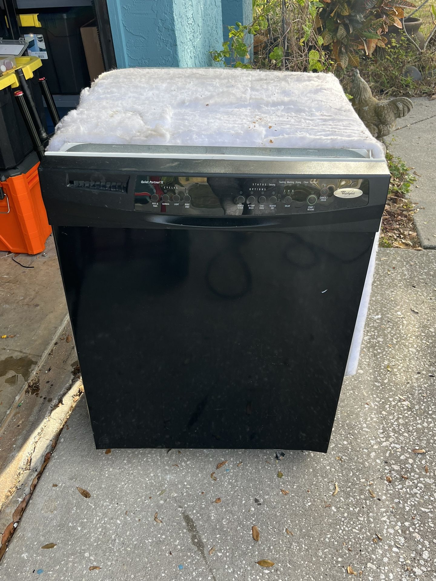 Whirlpool Dishwasher Black