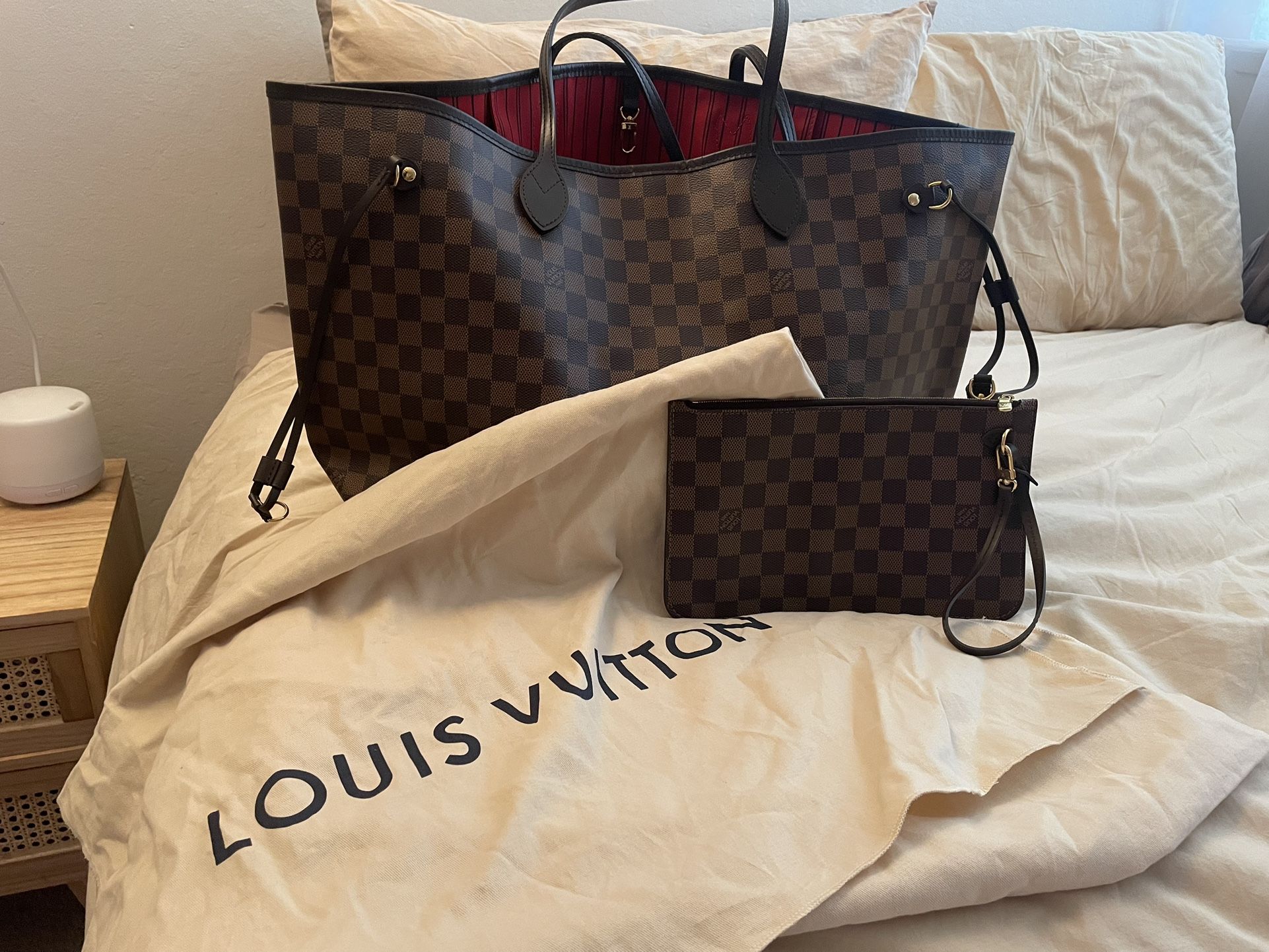 AUTHENTIC Louis Vuitton Neverfull GM