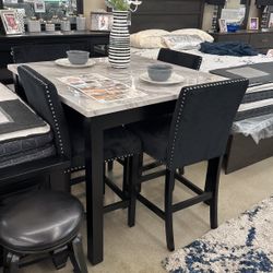 Dining Set