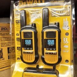 DEWALT HEAVY DUTY WALKIE - TALKIE