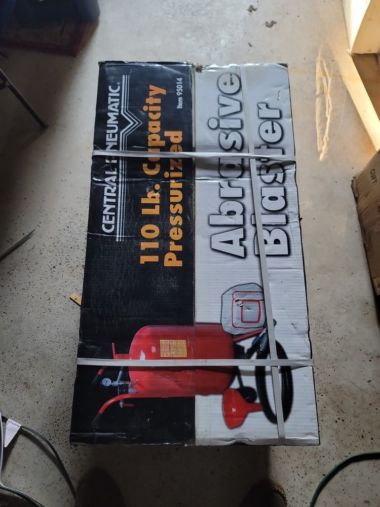 Abrasive Blaster