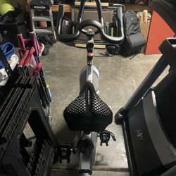Schwinn IC3 Exercise Bike