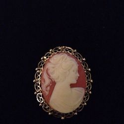 Cameo brooch