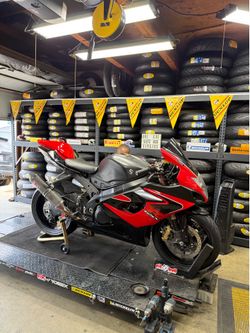 2005-2006 suzuki GSXR 1000 part out