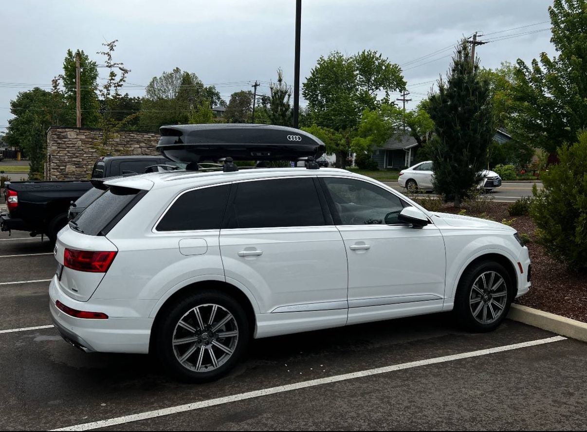 Audi Q7 Rack And Box