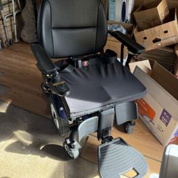 Electric Wheelchair