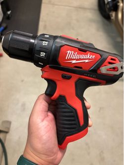 Milwaukee Drill 3/8 10mm (12V) Drill/Driver & Craftsman 100 Piece Drill Driver Set