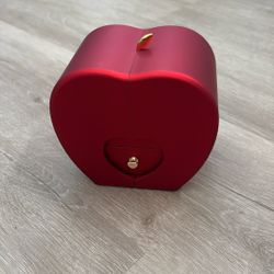 Red Rose With Hollow Clavicle Necklace