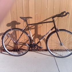 REDLINE COMMUTER BIKE........ SINGLE SPEED