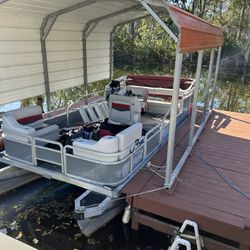 Pontoon Boat For Sale