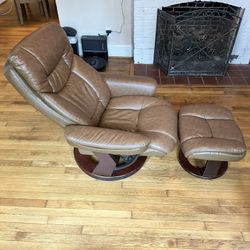 Lounge Chair