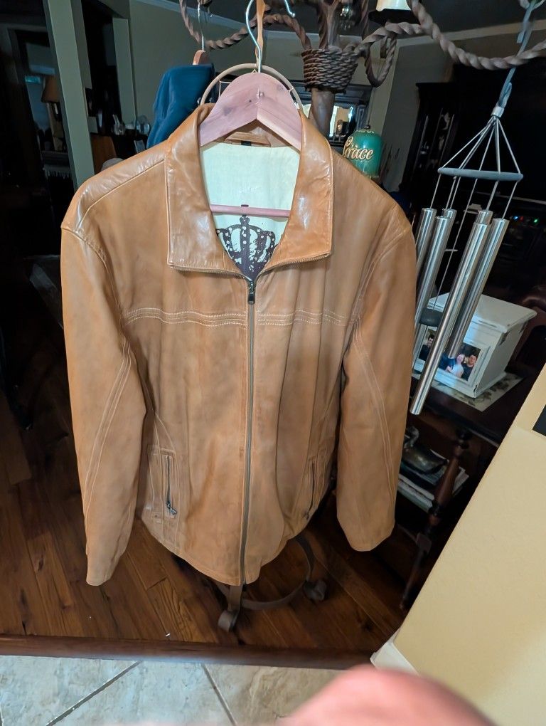 Maddox Men's Wear It Men's Genuine High Quality  Leather Jacket....Size 54