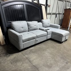 Sectional Couch 🛋️ $360 Read Description 