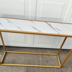 Nice Sofa Table  Asking only $25