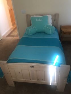 Twin bed