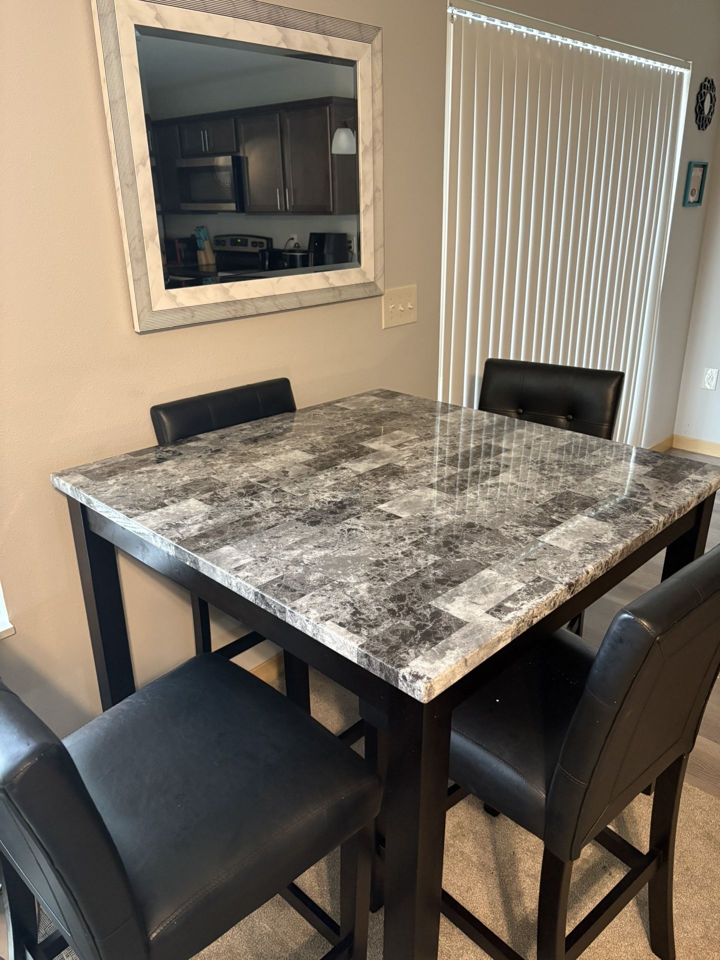 Dinning Table