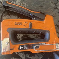 Klein Tools Cable Stapler 