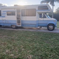 1990 Lazy Daze Mini motor home series