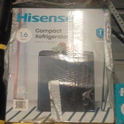 Hisense Mini Fridge